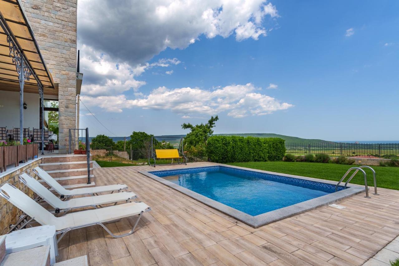 Villa Poemia 罗格其维 外观 照片